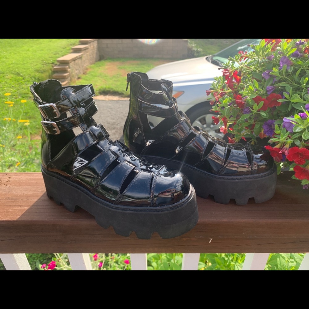 TUK Platform Sandal